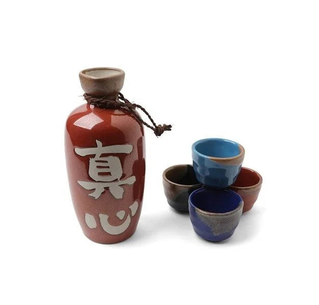 Sake Set w/4 Cups "Magokoro" True Spirit