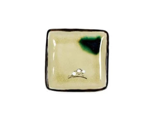 4.5" Square Plum Blossom Plate